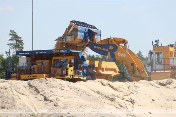 Александр Лукашенко посещает с рабочей поездкой Брестскую область Александр Лукашенко посещает с рабочей поездкой Брестскую область