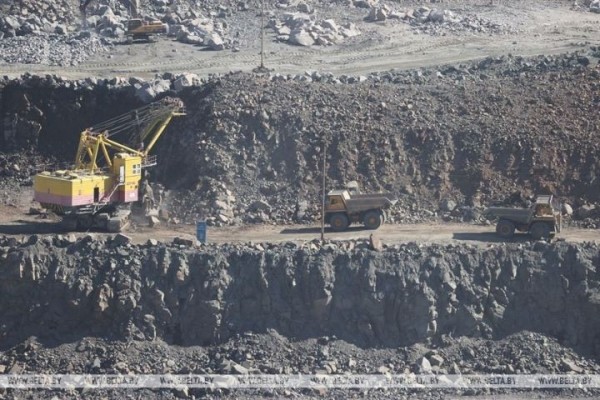 Александр Лукашенко посещает с рабочей поездкой Брестскую область Александр Лукашенко посещает с рабочей поездкой Брестскую область