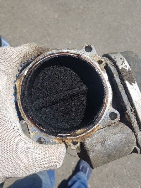 Белорус купил списанный милицией Chrysler 300С, а теперь его восстанавливает. Зачем?