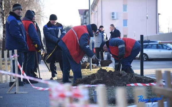 Порыв канализационного коллектора произошел в Барановичах Порыв канализационного коллектора произошел в Барановичах