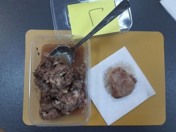 Сколько мяса в белорусской тушенке? Показываем, что внутри банок от трех производителей продукта Сколько мяса в белорусской тушенке? Показываем, что внутри банок от трех производителей продукта