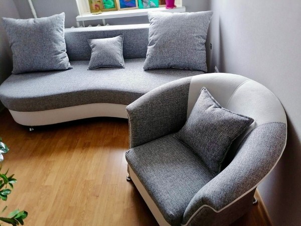 Эти волшебники превращают старые диваны в новые! Фото работ мастерской по реставрации мебели Эти волшебники превращают старые диваны в новые! Фото работ мастерской по реставрации мебели