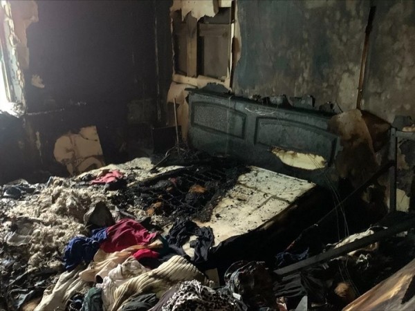 Тройная беда: женщина осталась без дома и мужа с больным малышом на руках Тройная беда: женщина осталась без дома и мужа с больным малышом на руках