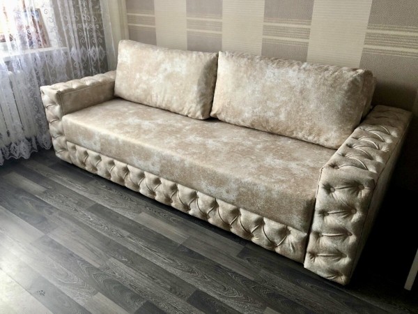 Эти волшебники превращают старые диваны в новые! Фото работ мастерской по реставрации мебели Эти волшебники превращают старые диваны в новые! Фото работ мастерской по реставрации мебели