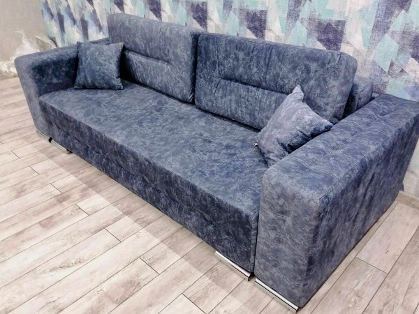 Эти волшебники превращают старые диваны в новые! Фото работ мастерской по реставрации мебели Эти волшебники превращают старые диваны в новые! Фото работ мастерской по реставрации мебели