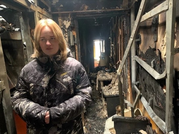 Тройная беда: женщина осталась без дома и мужа с больным малышом на руках Тройная беда: женщина осталась без дома и мужа с больным малышом на руках