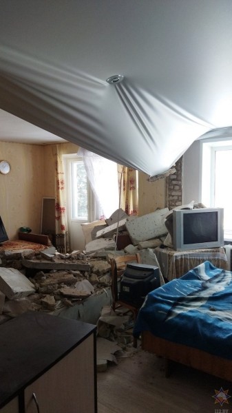 В Беларуси из-за взрыва самогонного аппарата обрушилась стена между квартирами
