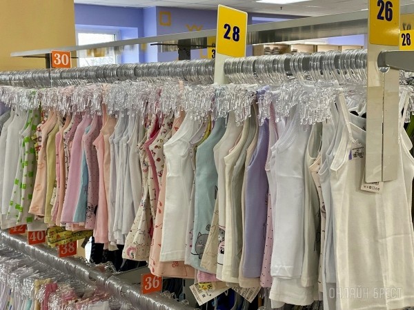 Ребрендинг брестского «Детского мира» на Советской: новый логотип и еще больше стильной одежды, забавных игрушек, школьной канцелярии