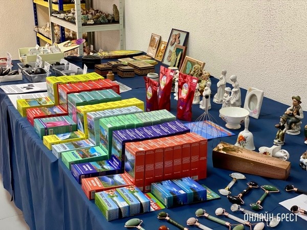 Экспозиция, которая вас удивит! Большой фоторепортаж с выставки «В мире самоцветов» в Бресте, посвященной эксклюзивным украшениям