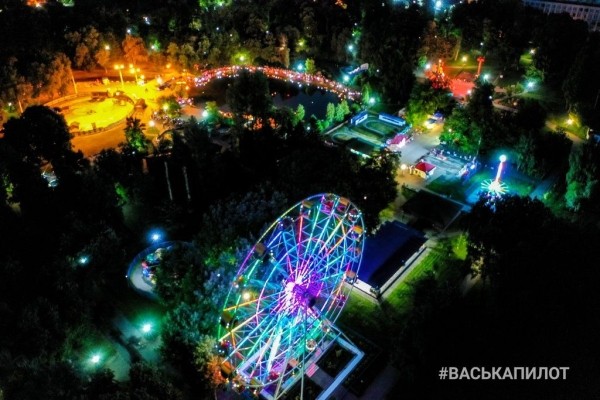 
                Раньше и сейчас: Колесо обозрения в Бресте
            