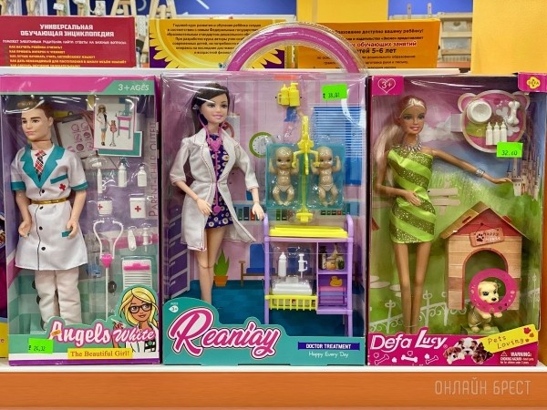 Ребрендинг брестского «Детского мира» на Советской: новый логотип и еще больше стильной одежды, забавных игрушек, школьной канцелярии