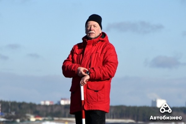 «Они же профессионалы с опытом, поэтому настроены критично». Как маршрутчиков учат безопасной езде