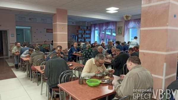 Директор дома-интерната в Волках Николай Шульган: «У нас закрытое учреждение, но мы стараемся быть открытыми»