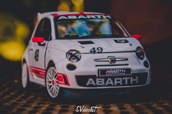 Более 850 штук… Учитель истории из деревни рассказал, как стал коллекционером машинок (много красивых фото и видео)