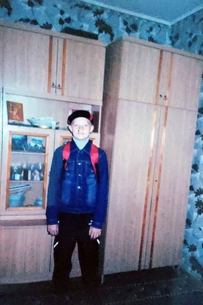 «25 января меня оставили на крыльце роддома».  Парень из Брестской области ищет родных