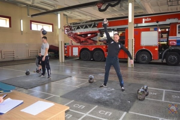 Состоялось первенство Брестского областного управления МЧС по гиревому спорту. Кто победил? Состоялось первенство Брестского областного управления МЧС по гиревому спорту. Кто победил?