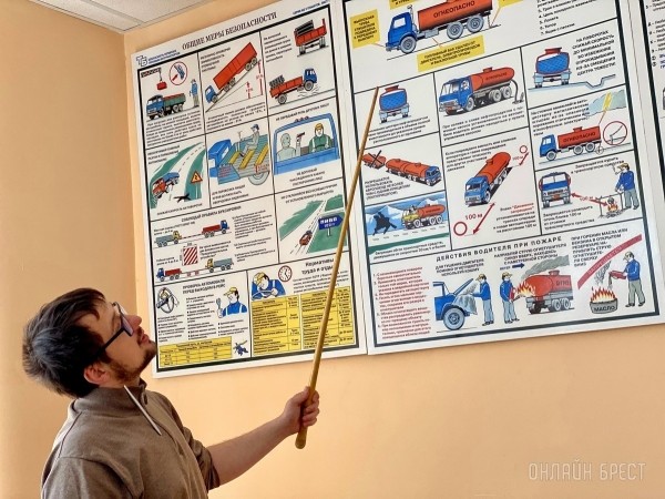 Учиться никогда не поздно! Водители-международники, водители опасных грузов, машинисты, газосварщики, слесари – эти и многие другие профессии на курсах в Учебном центре им. Д.М. Карбышева ДОСААФ в Бресте Учиться никогда не поздно! Водители-международники, водители опасных грузов, машинисты, газосварщики, слесари – эти и многие другие профессии на курсах в Учебном центре им. Д.М. Карбышева ДОСААФ в Бресте