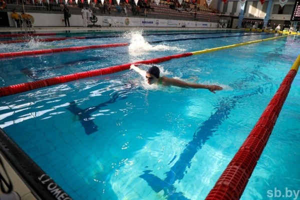 Открытый чемпионат Беларуси по плаванию стартовал в Бресте. Фоторепортаж Открытый чемпионат Беларуси по плаванию стартовал в Бресте. Фоторепортаж