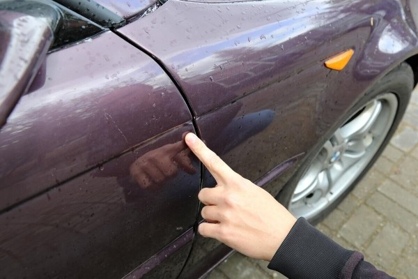 Заплатил за покраску почти $2 300, но остался недоволен. Владелец BMW E46 о конфликте с СТО