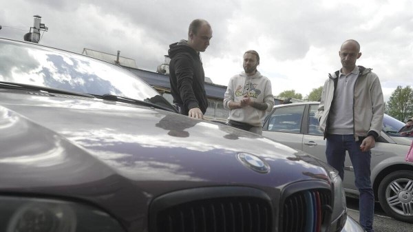 Заплатил за покраску почти $2 300, но остался недоволен. Владелец BMW E46 о конфликте с СТО