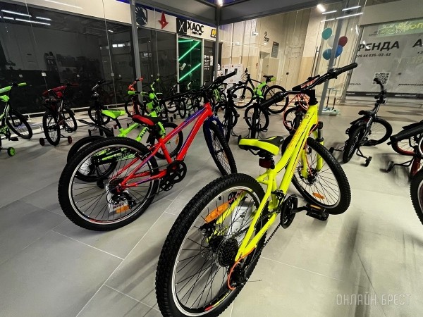Велосипеды для всей семьи с доступными ценами и беспроцентной рассрочкой в новом магазине «ВелоБУМ» в брестском ТРЦ «Варшавский»