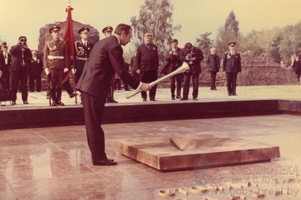 День открытия Мемориального комплекса «Брестская крепость-герой». Фото и подробности