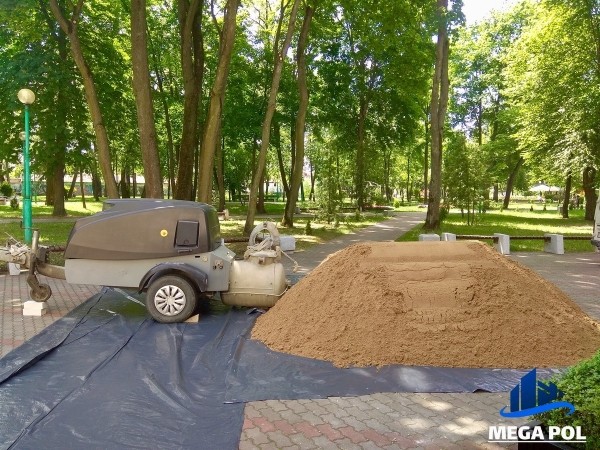 Идеально ровные полы под ключ с гарантией от компании «МегаПол». Полусухая стяжка в Бресте и области Идеально ровные полы под ключ с гарантией от компании «МегаПол». Полусухая стяжка в Бресте и области