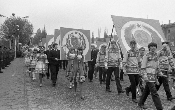 Первомайская демонстрация в Бресте, начало 80-х гг
Первомайская демонстрация в Бресте, начало 80-х гг