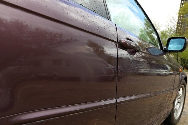 Заплатил за покраску почти $2 300, но остался недоволен. Владелец BMW E46 о конфликте с СТО