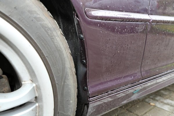 Заплатил за покраску почти $2 300, но остался недоволен. Владелец BMW E46 о конфликте с СТО