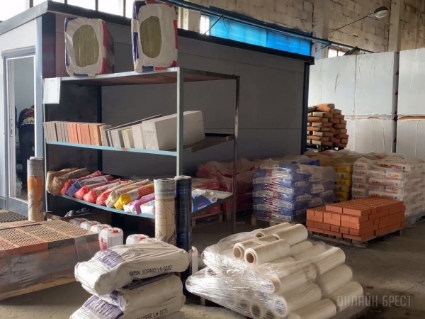 Газосиликатные блоки, кирпич, цемент, металлочерепица, камень, смеси и многие другие стройматериалы в Бресте Газосиликатные блоки, кирпич, цемент, металлочерепица, камень, смеси и многие другие стройматериалы в Бресте