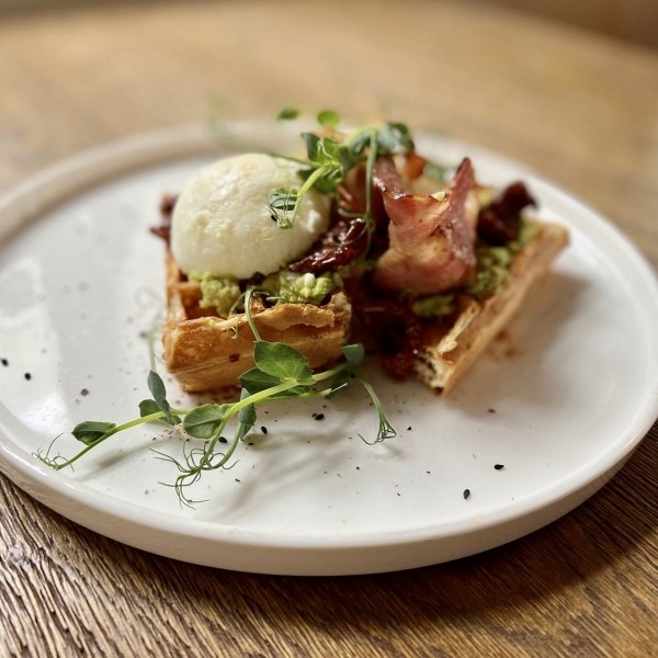 Невероятно вкусные фирменные вафли и кофе наивысшего качества. Двухэтажная кофейня «Таполі» по ул. 17 сентября приглашает брестчан в гости Невероятно вкусные фирменные вафли и кофе наивысшего качества. Двухэтажная кофейня «Таполі» по ул. 17 сентября приглашает брестчан в гости