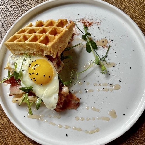 Невероятно вкусные фирменные вафли и кофе наивысшего качества. Двухэтажная кофейня «Таполі» по ул. 17 сентября приглашает брестчан в гости Невероятно вкусные фирменные вафли и кофе наивысшего качества. Двухэтажная кофейня «Таполі» по ул. 17 сентября приглашает брестчан в гости