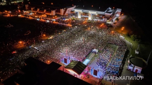 Посмотрите, сколько людей было на концерте в Бресте