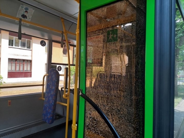 Косили траву – разбили автобус