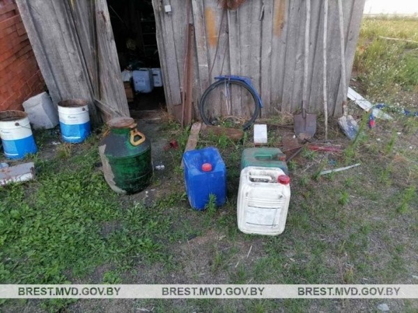 В Брестской области продолжают воровать «цветное» топливо. Новый случаи В Брестской области продолжают воровать «цветное» топливо. Новый случаи