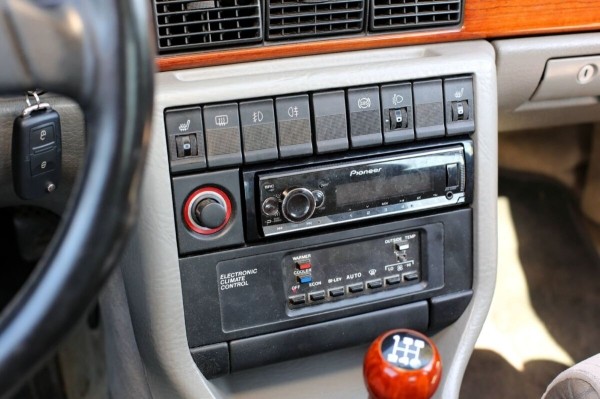 Audi 200 Quattro в руках брестчанина: «Купил за $1 350, а потратил в несколько раз больше» Audi 200 Quattro в руках брестчанина: «Купил за $1 350, а потратил в несколько раз больше»