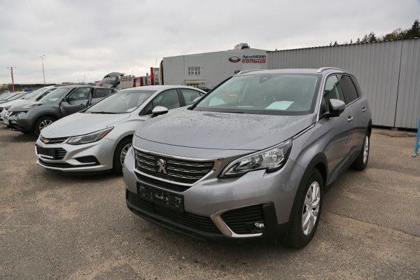 «Начинайте поиски не с машины, а с льготника!» Что ещё можно купить в Европе при бюджете от 15 до 25 тысяч долларов?