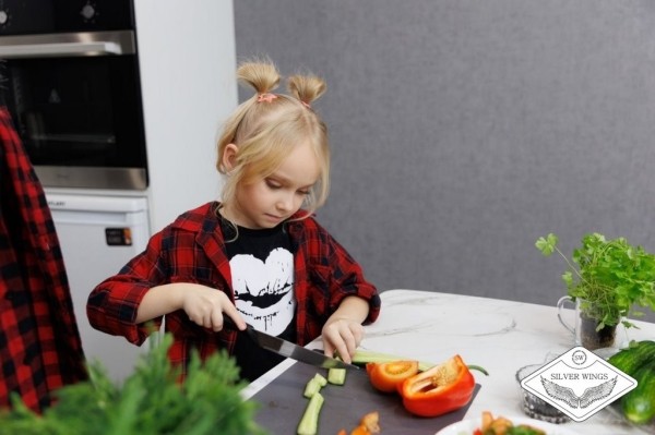 Модельно-хореографическое агентство «Серебряные крылья» приглашает детей и подростков на обучение в Бресте. Хореография, актерское мастерство, визаж, этикет и многое другое