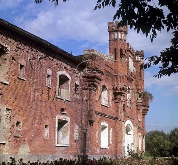 Брестская крепость до строительства Мемориального комплекса, 1966 год
Брестская крепость до строительства Мемориального комплекса, 1966 год