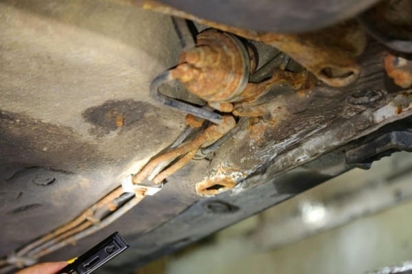 Audi 200 Quattro в руках брестчанина: «Купил за $1 350, а потратил в несколько раз больше» Audi 200 Quattro в руках брестчанина: «Купил за $1 350, а потратил в несколько раз больше»