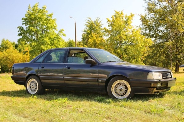 Audi 200 Quattro в руках брестчанина: «Купил за $1 350, а потратил в несколько раз больше» Audi 200 Quattro в руках брестчанина: «Купил за $1 350, а потратил в несколько раз больше»