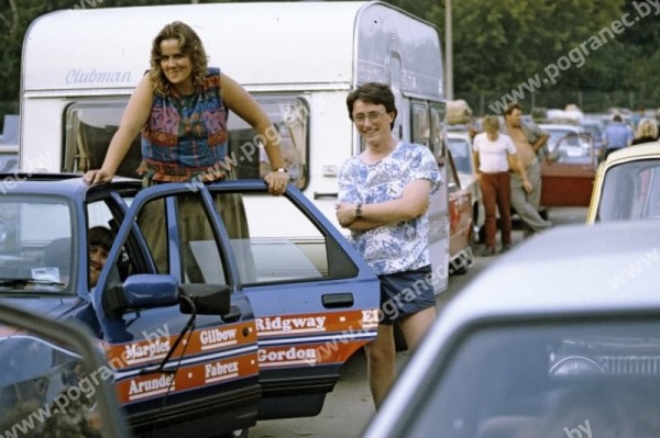 Вспомним, какие были очереди из Бреста в Польшу в 90-е Вспомним, какие были очереди из Бреста в Польшу в 90-е