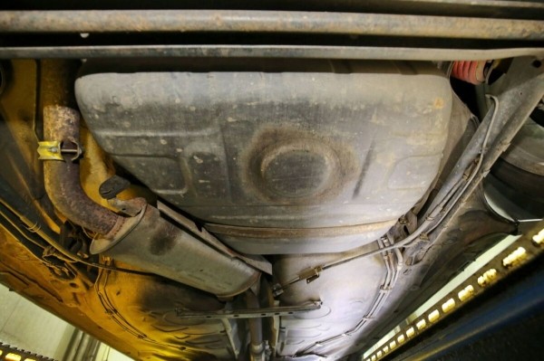 «Дедушка никого к машине не подпускал». История Audi A6 (С4), которая в семье белорусов уже 15 лет