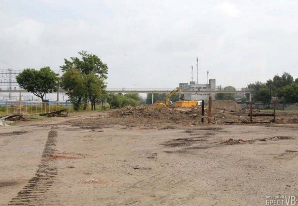 Назад в прошлое. Место, на котором построен новый автовокзал в Бресте
Назад в прошлое. Место, на котором построен новый автовокзал в Бресте