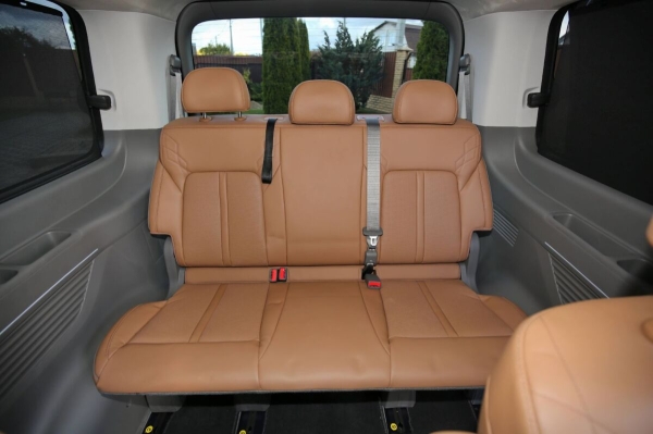 «Растаможка – 25 000 евро!» Белорус привез дизельный Hyundai Staria. Что за он?