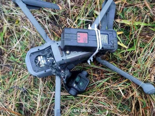 В Кобринском районе пограничники сбили беспилотник В Кобринском районе пограничники сбили беспилотник