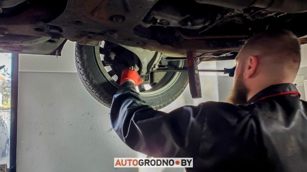 Белорус открыл вторую СТО в Варшаве, чтобы привлечь польских водителей. Получилось?