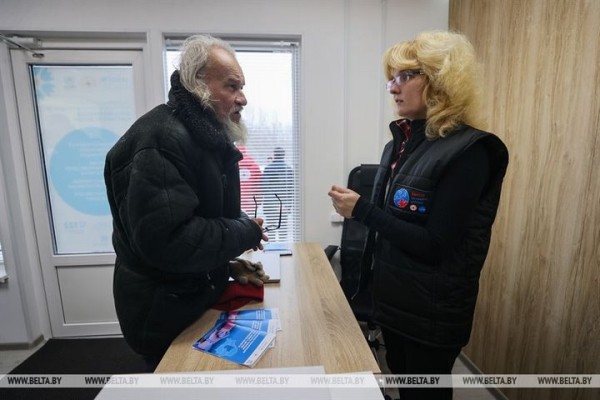 Инфоцентр для беженцев открыли возле автодорожного пункта пропуска «Брест» Инфоцентр для беженцев открыли возле автодорожного пункта пропуска «Брест»