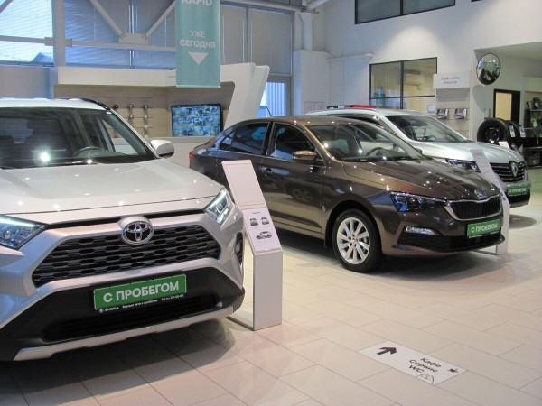 Перекупы-нелегалы выживут, а мелкие автохаусы и ИП — нет? Как участники авторынка оценивают новые правила торговли «бэушкой» Перекупы-нелегалы выживут, а мелкие автохаусы и ИП — нет? Как участники авторынка оценивают новые правила торговли «бэушкой»